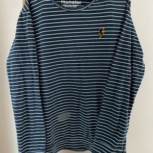 Long sleeve T-shirt from Munster Kids.